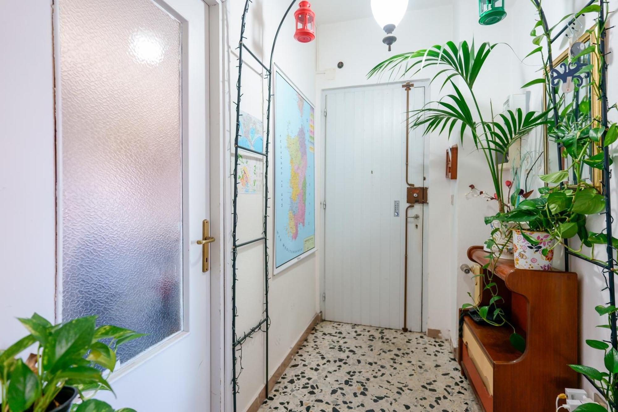 B&B Pothos - Eng Ita - Air Conditioning Wi-Fi Fridge Netflix Local Guide - Aria Condizionata, Frigo, Internet, Guida Locale Cagliari Exteriör bild